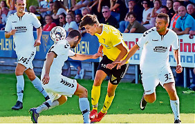Simon Lechleitner gegen Drei
